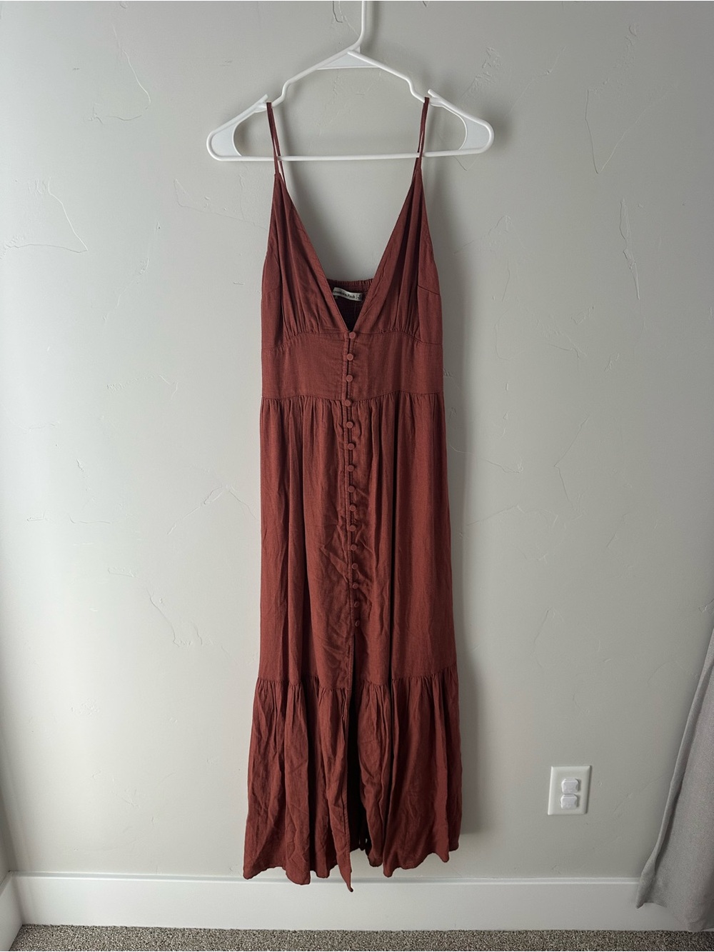 Abercrombie & Fitch Rust Button-Front Spaghetti Strap Maxi Dress